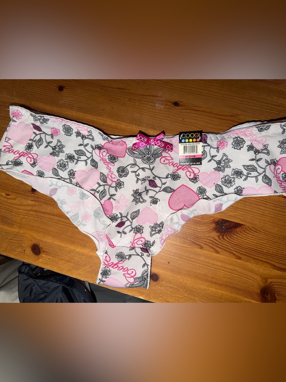 NWT Coogi Pink Heart Floral Hipster Boyshort Underwear Medium
Vintage y2k